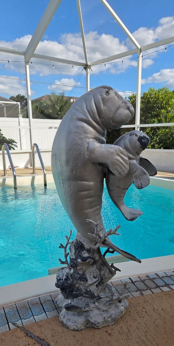 Items on offer in Port Charlotte, FL — Gibson Estate Sales  HUGE clothing, jewelry, vinyl, collectibles, Mid-Century sale!