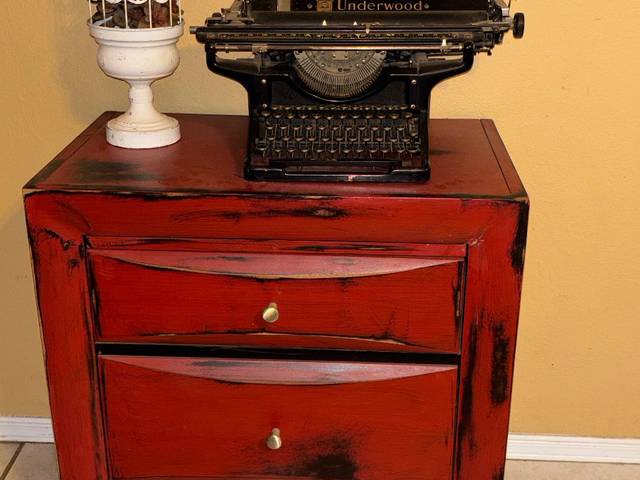 Items on offer in Emory, TX — Poppin Sale in Pecan Orchard Estate