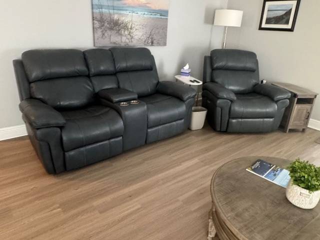 Items on offer in Sebastian, FL — Sebastian Beauty Estate Sale by Keep Your Crown On Estate Sales LLC
