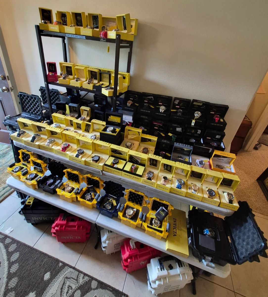 Items on offer in Palm Bay, FL — Massive Estate Sale - NASCAR, Designer hand bags and more!