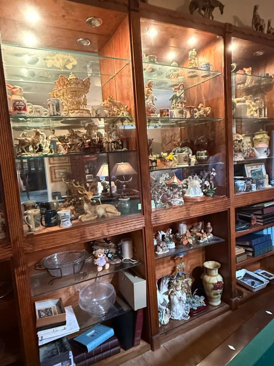 Items on offer in Lutz, FL — Rack 'Em Up on 2.85 Acres: Brunswick Pool Table, a Working Grandfather Clock & a Barn to Explore
