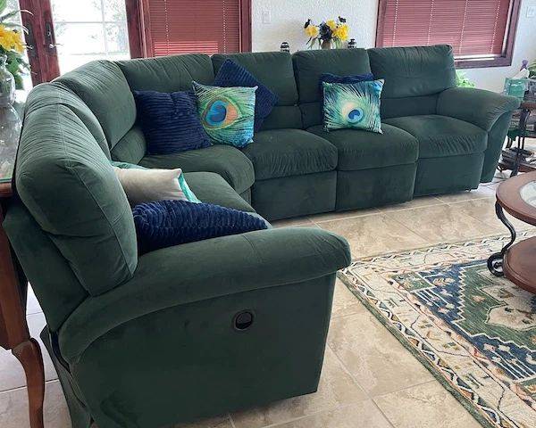 Items on offer in Clermont, FL — Ma Bell's Estate Sale