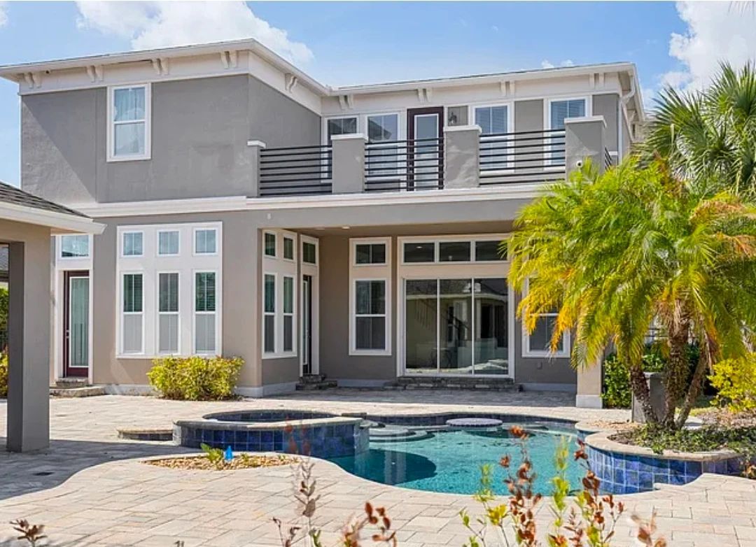 Items on offer in Orlando, FL — High End sale in Lake Nona