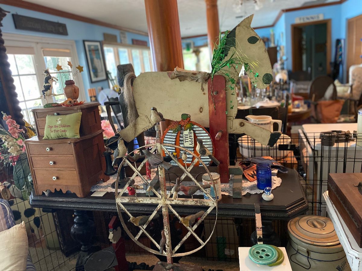 Items on offer in Stuart, FL — EILEEN’s TREASURES  Former ANTIQUE DEALER