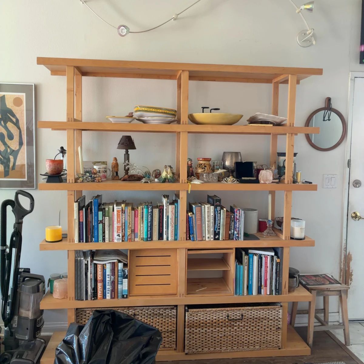 Items on offer in Lake Forest, CA — Lake Forest Estate Sale by SoCal Home Clear Outs