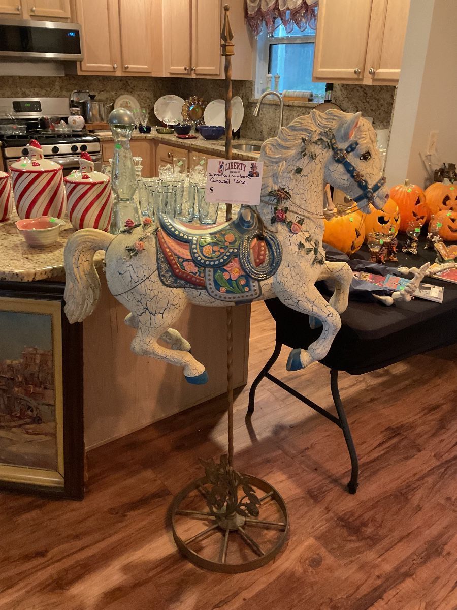 Items on offer in The Villages, FL — Another quality sale in Village of Piedmont